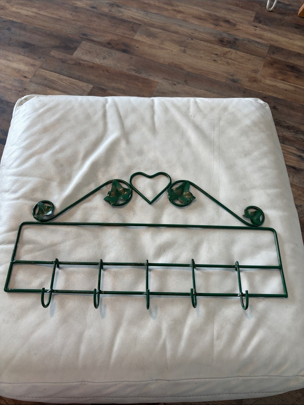 DARK GREEN METAL WALL DECOR WITH FIVE HOOKS